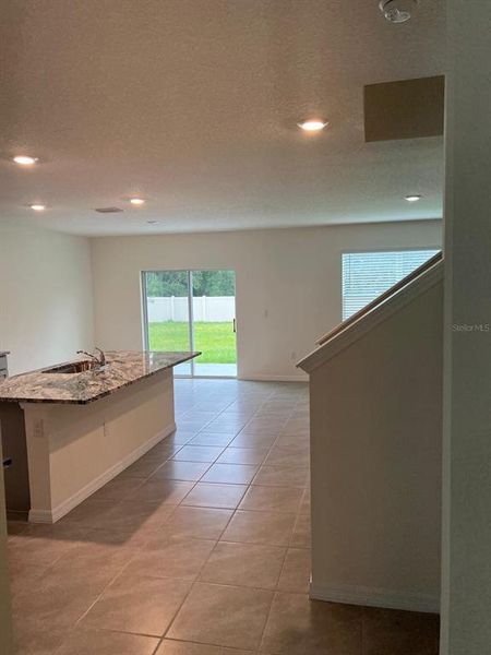 Spacious, unfurnished interior of a new home in Epperson, Wesley Chapel (Image 33).