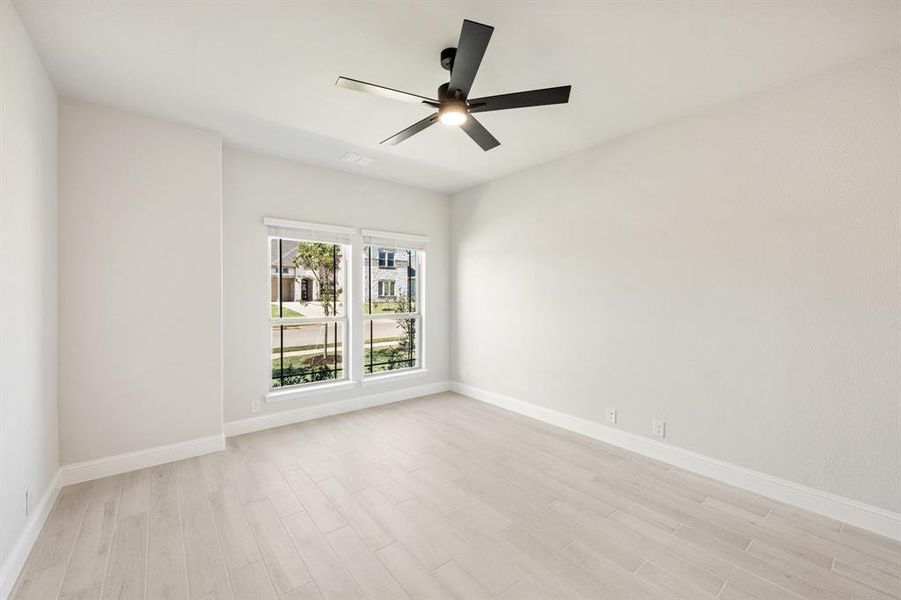 Spacious, unfurnished interior of a new home in Mockingbird Hills 60-65, Joshua (Image 35). Spacious, unfurnished interior of a new home in Mockingbird Hills 60-65, Joshua (Image 35).