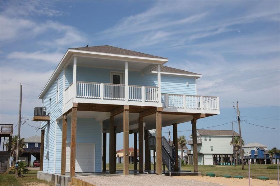 Front exterior of a new home in , Freeport, TX, highlighting curb appeal (Image 22). Front exterior of a new home in , Freeport, TX, highlighting curb appeal (Image 22).