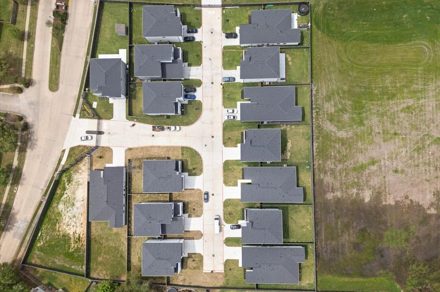 Image 36 of a home in . Image 36 of a home in .