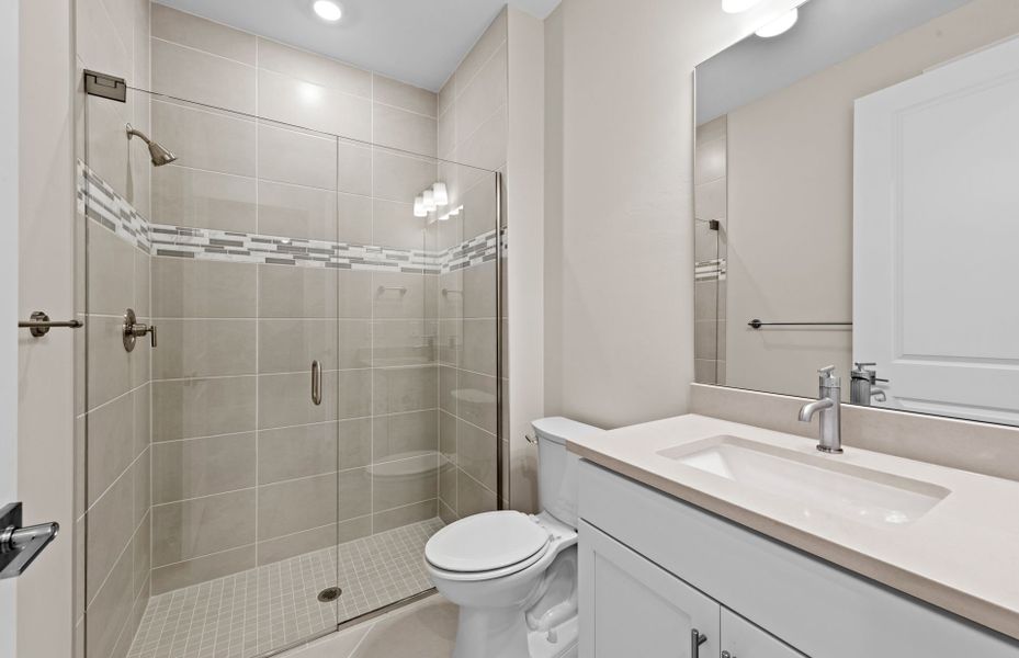 Furnished interior view inside a new home in Del Webb Oak Creek, North Fort Myers (Image 8). Furnished interior view inside a new home in Del Webb Oak Creek, North Fort Myers (Image 8).