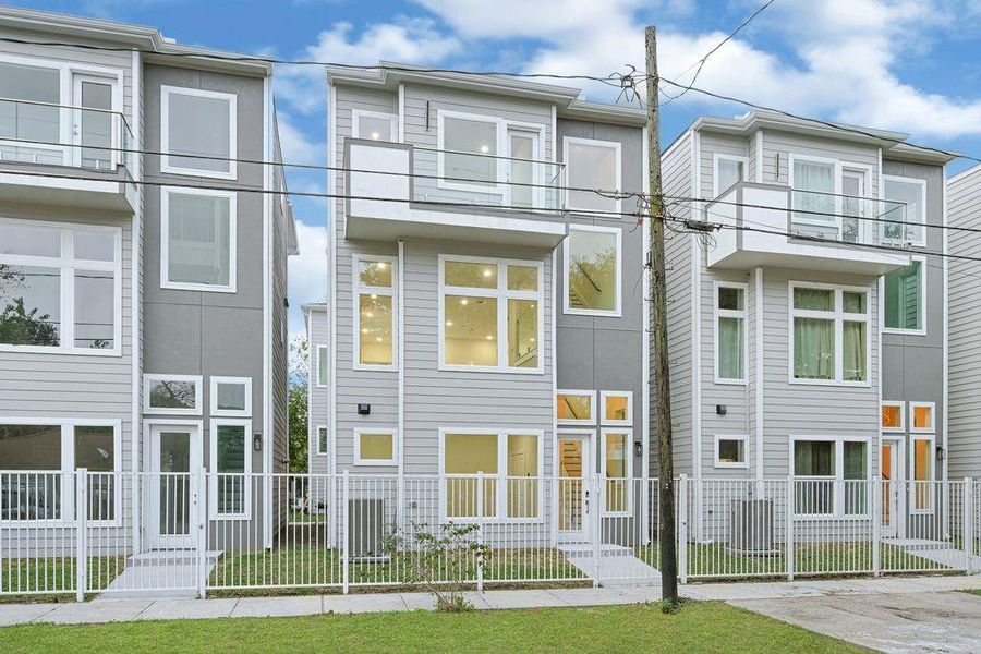 Image 28 of a home in . Image 28 of a home in .