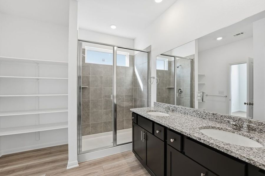 Furnished interior view inside a new home in Longview, Del Valle (Image 6).