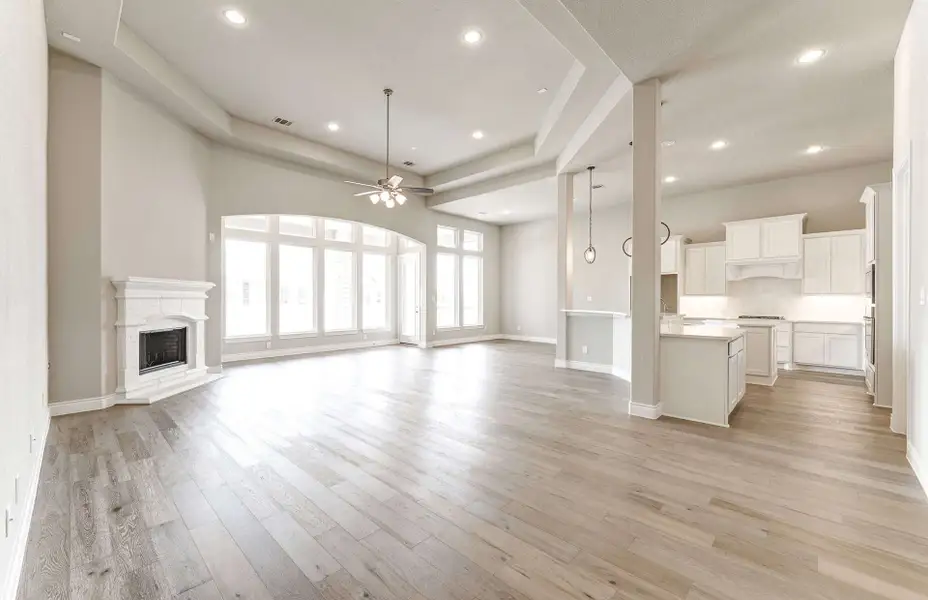 Representative unfurnished interior of a home built from the 2909 by Ravenna Homes in The Woodlands Hills 65′, Willis (Image 22). Representative unfurnished interior of a home built from the 2909 by Ravenna Homes in The Woodlands Hills 65′, Willis (Image 22).