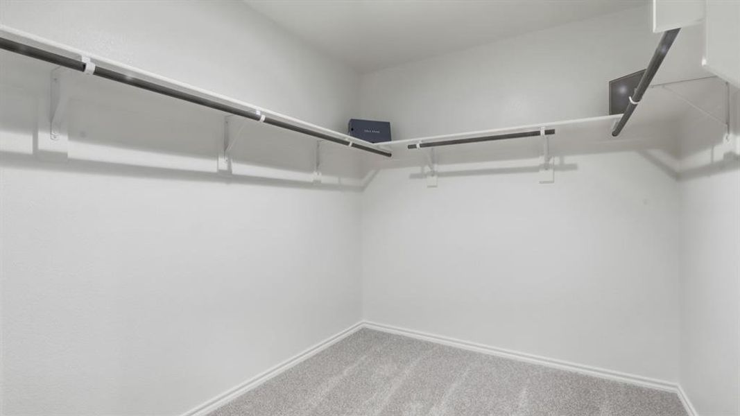 Spacious, unfurnished interior of a new home in , Fort Worth (Image 13).