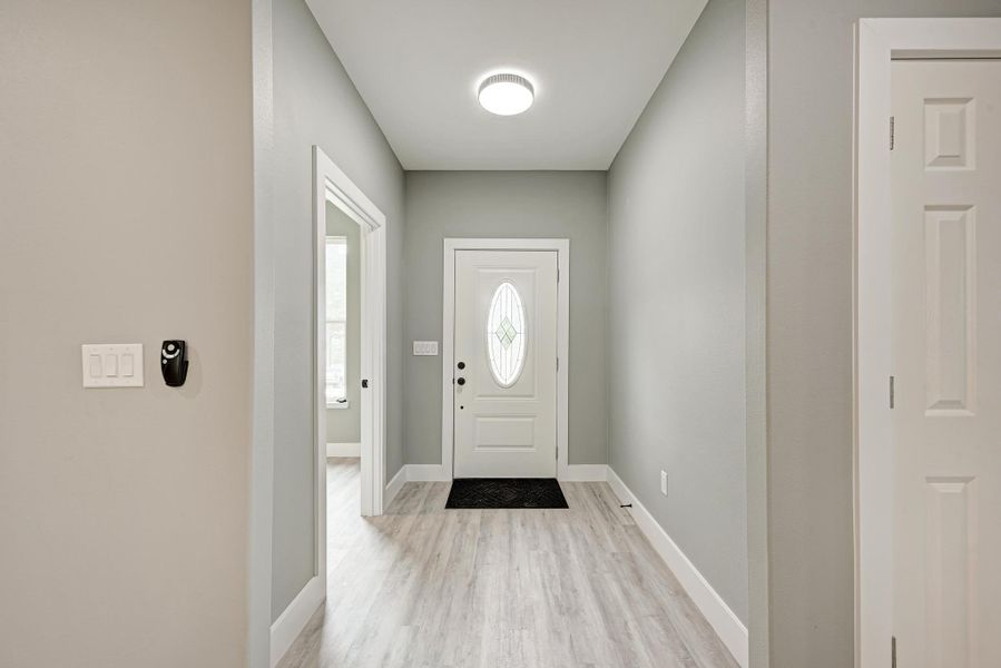 Spacious, unfurnished interior of a new home in , Paige (Image 21).