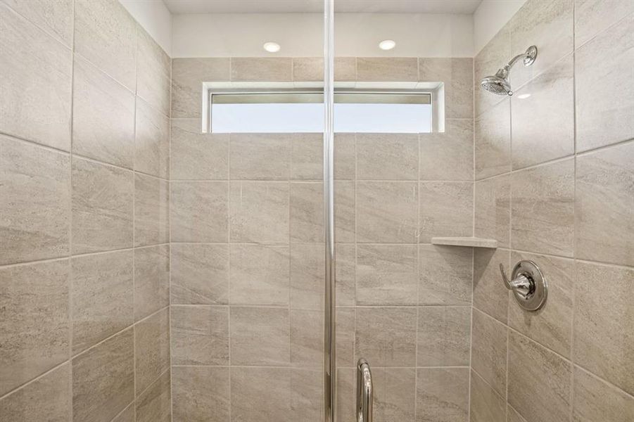 Photo is not of the actual home, but is an inspirational photo of builder’s model home and may depict options, furnishings, and/or decorator features that are not included. Photo is not of the actual home, but is an inspirational photo of builder’s model home and may depict options, furnishings, and/or decorator features that are not included.