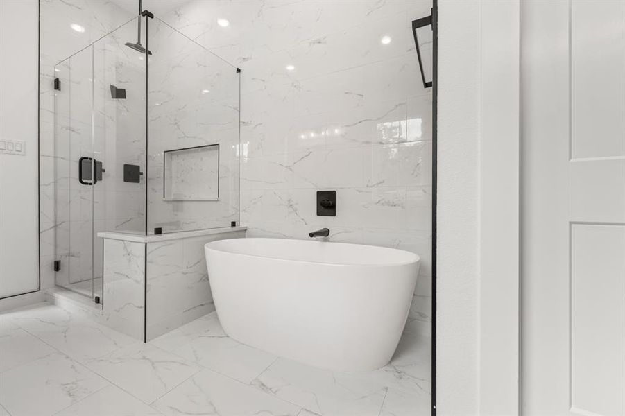 Furnished interior view inside a new home in , Dallas (Image 15).