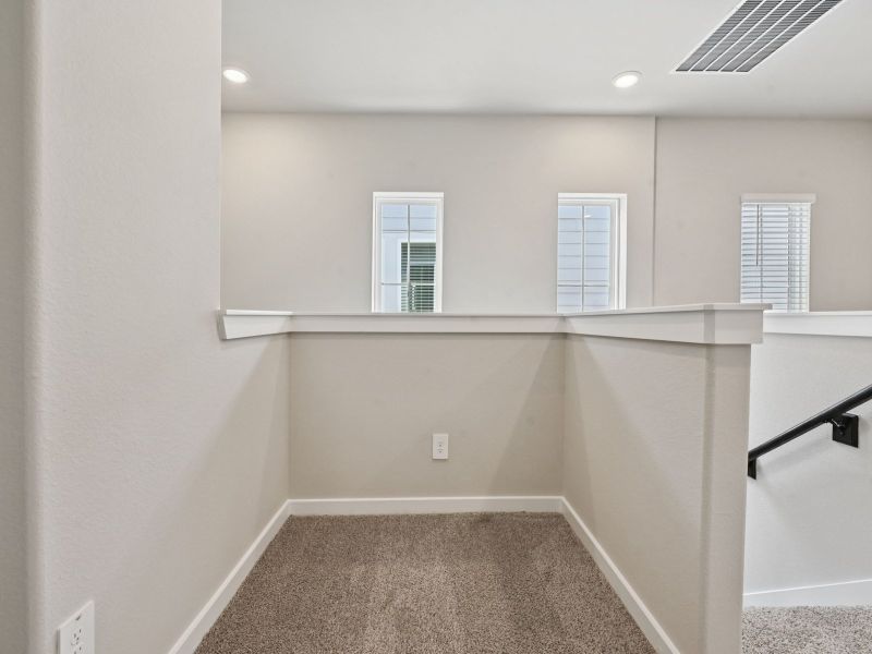 Spacious, unfurnished interior of a new home in Pinewood Trails - City Series, Atascocita (Image 22).