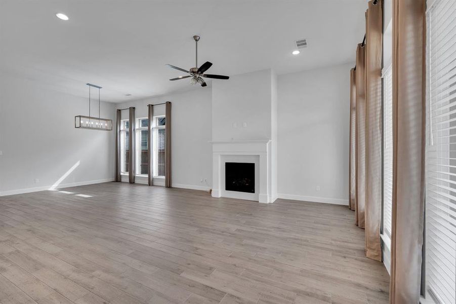 Spacious, unfurnished interior of a new home in Bridgewater, Midlothian (Image 25).