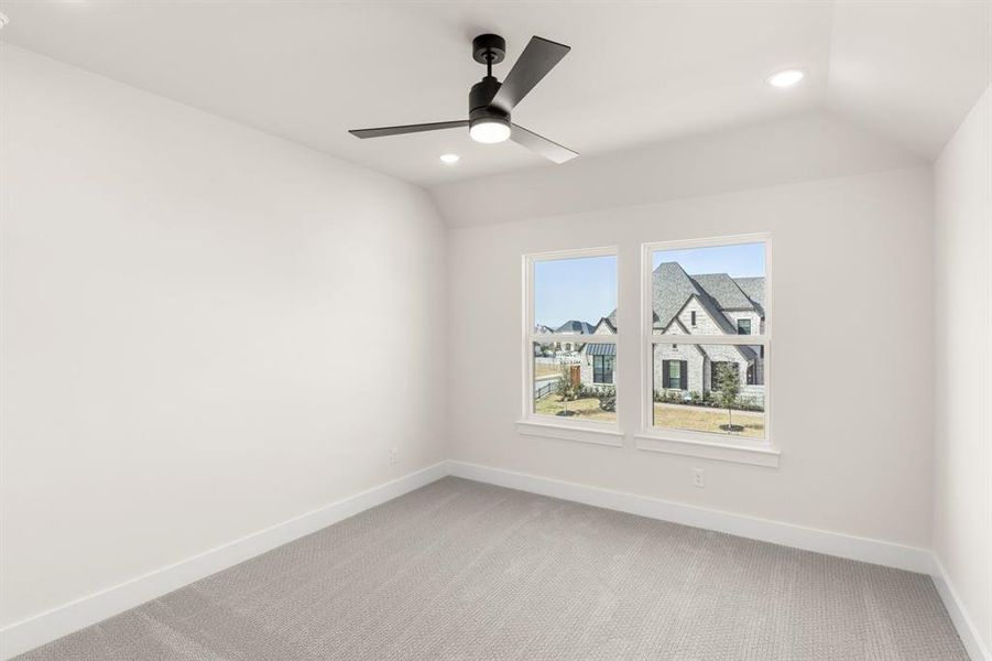 50. 521 Twilight - Bed 5