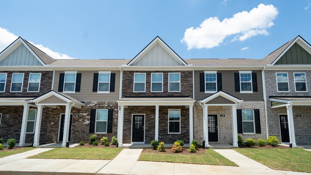 Front exterior of a new home in Campbell Place, Lebanon, TN, highlighting curb appeal (Image 25). Front exterior of a new home in Campbell Place, Lebanon, TN, highlighting curb appeal (Image 25).