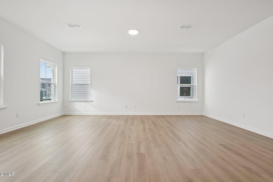 10-web-or-mls-Marvel Dr-S1012-010 10-web-or-mls-Marvel Dr-S1012-010