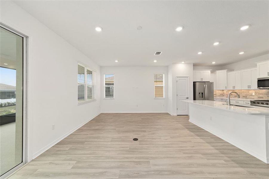 Spacious, unfurnished interior of a new home in , Ocala (Image 18). Spacious, unfurnished interior of a new home in , Ocala (Image 18).