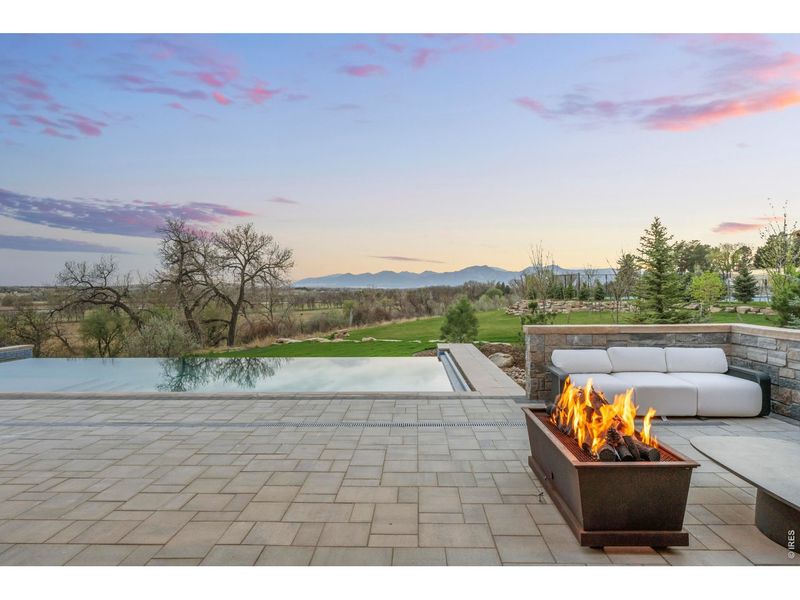 Image 44 of a home in .