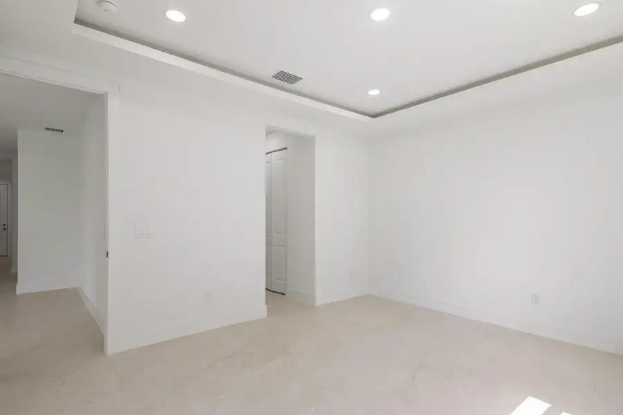 4606 Hibiscus - MLS - 014