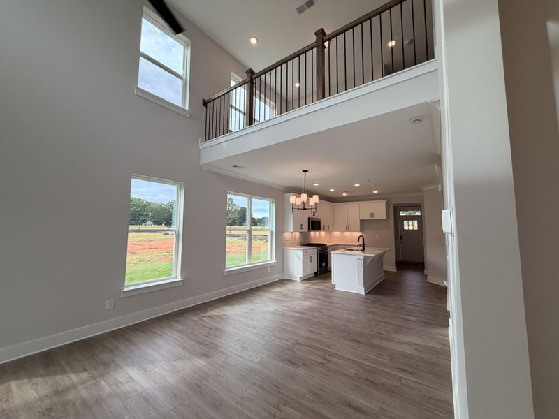 Spacious, unfurnished interior of a new home in Blythe Mill Townhomes, Waxhaw (Image 15).