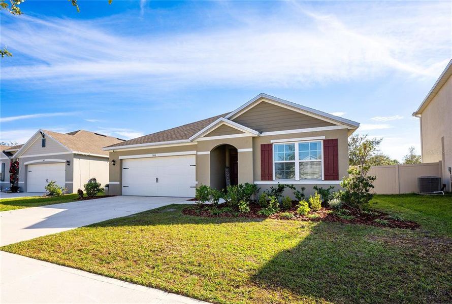 Built in 2023 this light and bright Aria floor plan feels like new and delivers a spacious SPLIT BEDROOM LAYOUT / OPEN CONCEPT LIVING / TILE FLOORS in the main living areas and a fresh neutral color palette making it easy to MOVE RIGHT IN and make it yours!