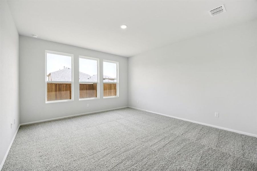 Spacious, unfurnished interior of a new home in AnaCapri, Anna (Image 19). Spacious, unfurnished interior of a new home in AnaCapri, Anna (Image 19).