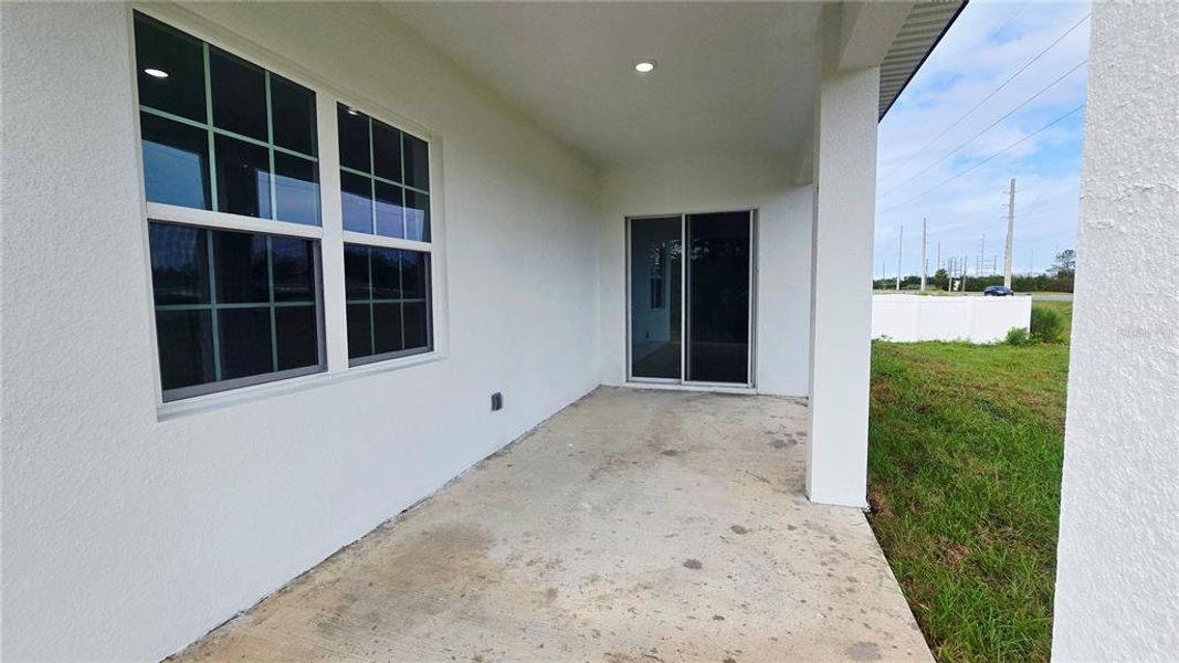 Exterior details and patio area of a home in , Ocala (Image 26).