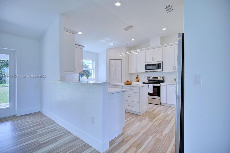 Image 35 of a home in .