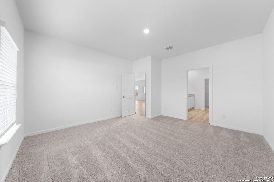 Spacious, unfurnished interior of a new home in Rosewood Estates, Lytle (Image 11). Spacious, unfurnished interior of a new home in Rosewood Estates, Lytle (Image 11).