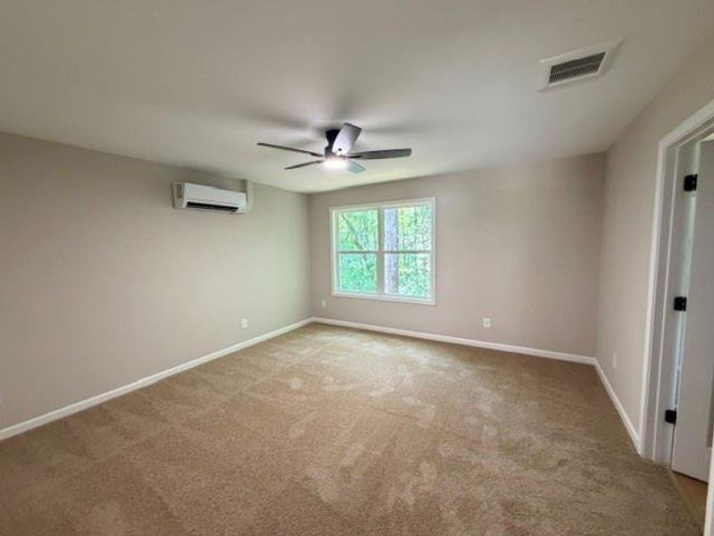 Spacious, unfurnished interior of a new home in , Dallas (Image 16). Spacious, unfurnished interior of a new home in , Dallas (Image 16).