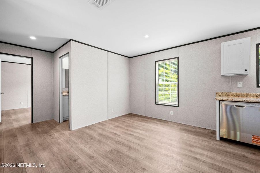 Spacious, unfurnished interior of a new home in , Lake City (Image 28).