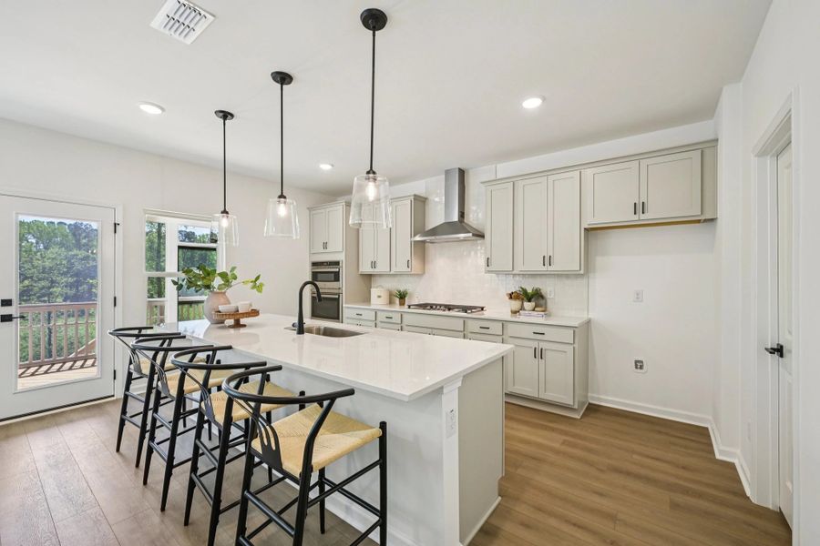 Representative images and renderings are for illustrative purposes. Actual structural options and design finishes of home may vary. Representative images and renderings are for illustrative purposes. Actual structural options and design finishes of home may vary.