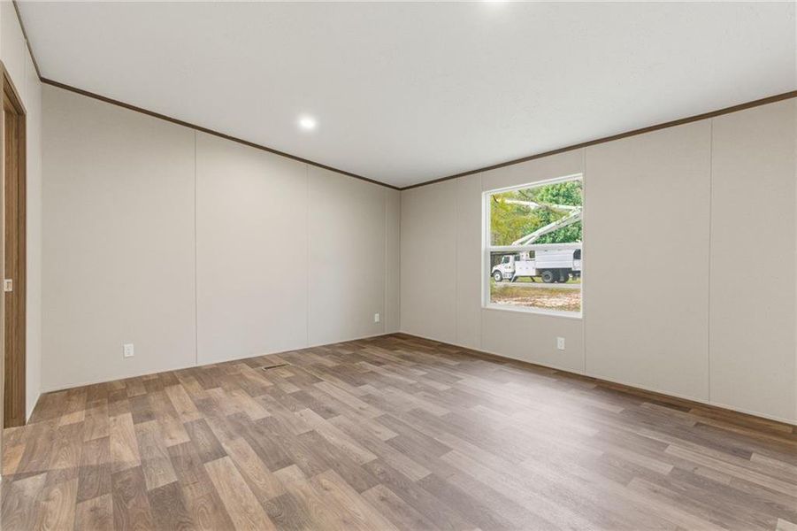 Spacious, unfurnished interior of a new home in , Dallas (Image 19).