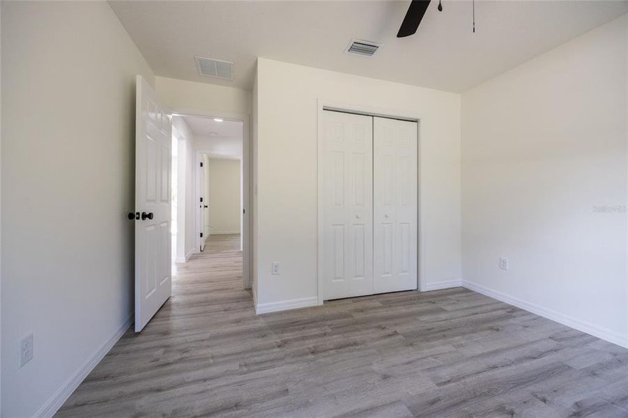 Spacious, unfurnished interior of a new home in , Ocklawaha (Image 37).