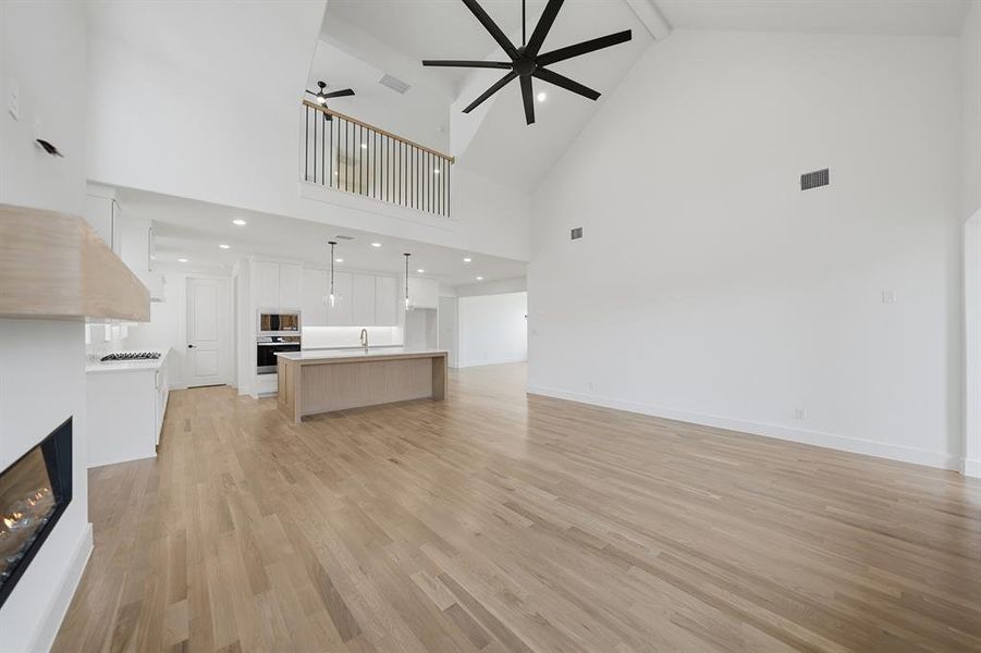 Spacious, unfurnished interior of a new home in Hillside Village, Celina (Image 24).