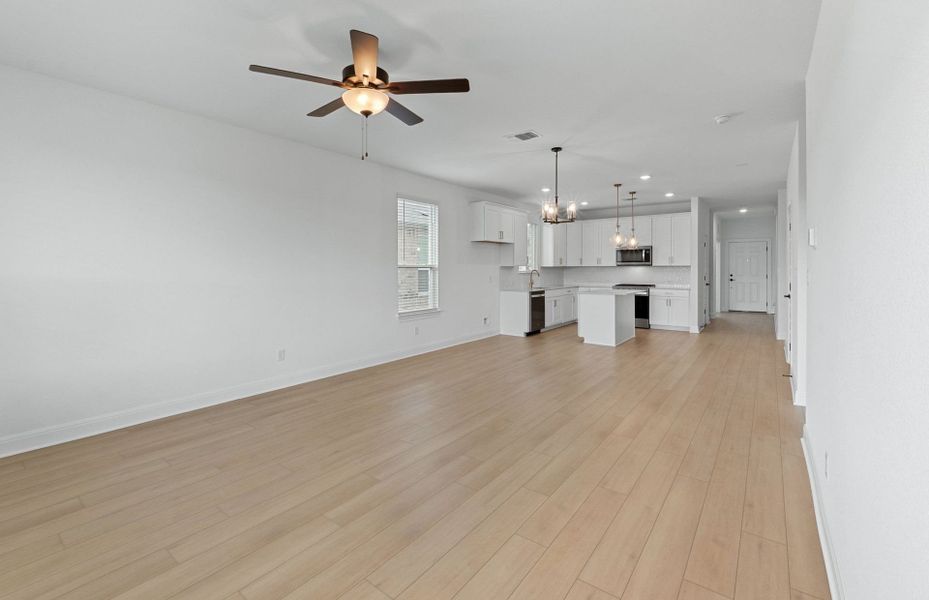 Spacious, unfurnished interior of a new home in Lagos, Manor (Image 12).