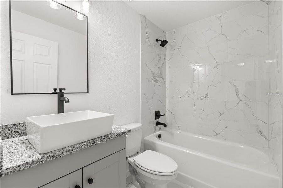 Furnished interior view inside a new home in , Ocala (Image 10).