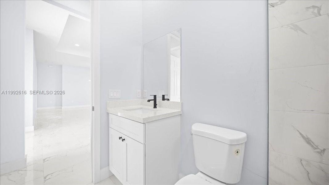 Furnished interior view inside a new home in , Cape Coral (Image 11).