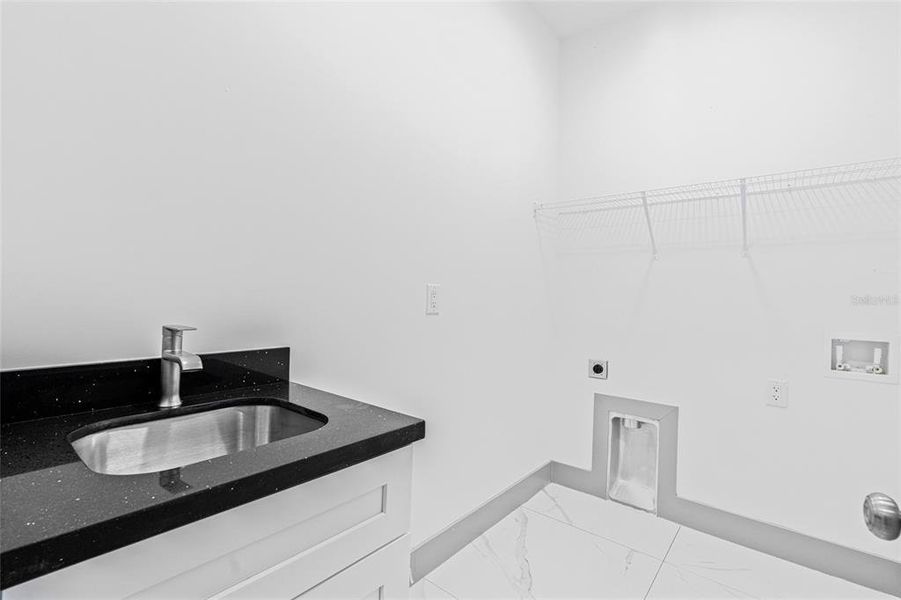 Image 47 of a home in .