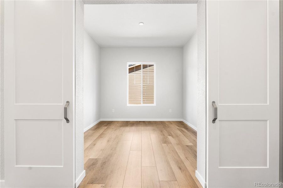 Spacious, unfurnished interior of a new home in Horizon at Solstice, Littleton (Image 21).