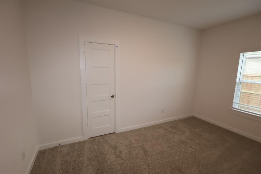 Spacious, unfurnished interior of a new home in Indian Springs, Crosby (Image 10).