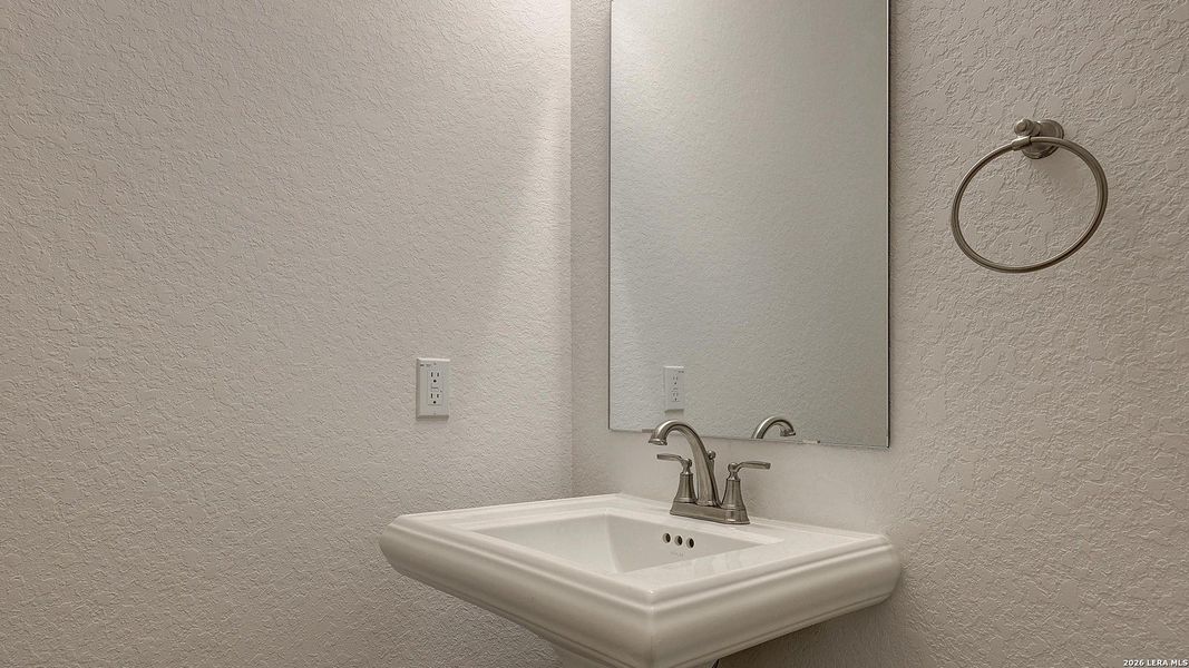 Close-up of interior finishes inside a home in Ladera, San Antonio (Image 13).