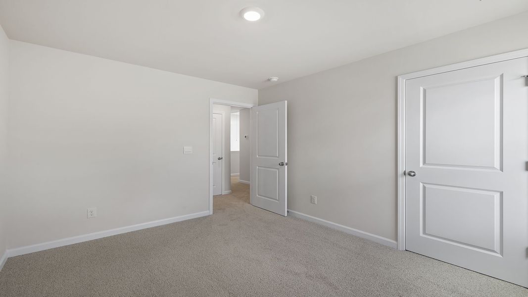 Spacious, unfurnished interior of a new home in Bentley Park, Greenwood (Image 23). Spacious, unfurnished interior of a new home in Bentley Park, Greenwood (Image 23).