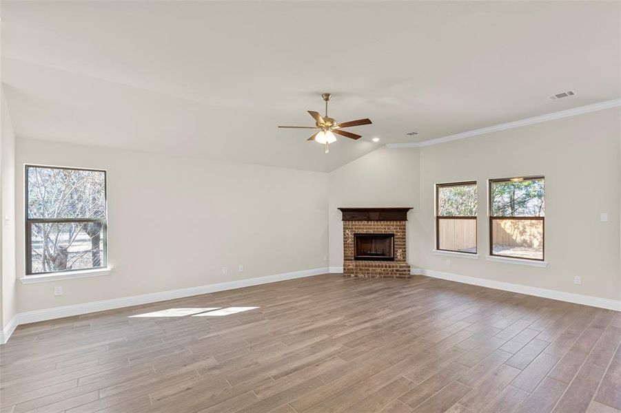 Spacious, unfurnished interior of a new home in Lin Dell Estates, Glenn Heights (Image 13). Spacious, unfurnished interior of a new home in Lin Dell Estates, Glenn Heights (Image 13).