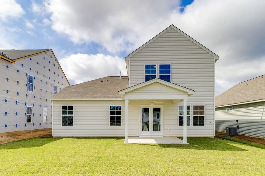 Exterior details and patio area of a home in Winston Point, Gilbert (Image 4).