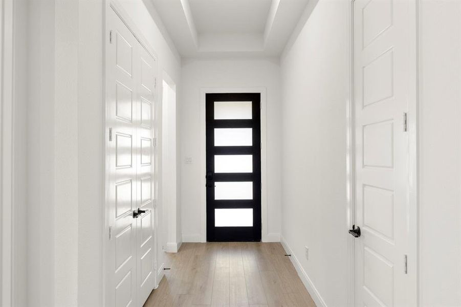 03. 1052 Bingham - Entry