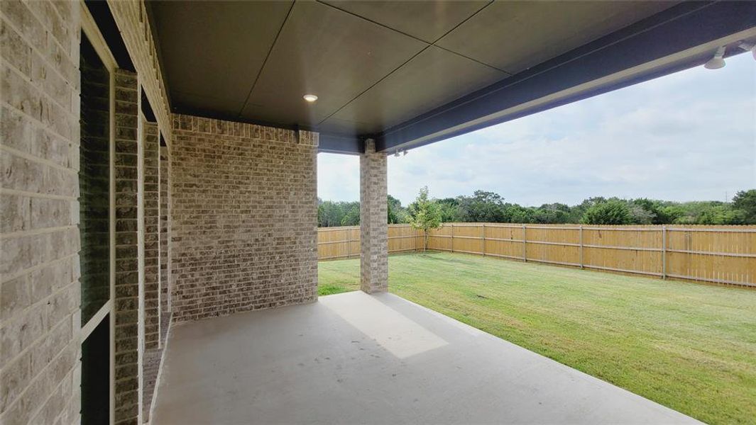 Spacious, unfurnished interior of a new home in , DeSoto (Image 29).