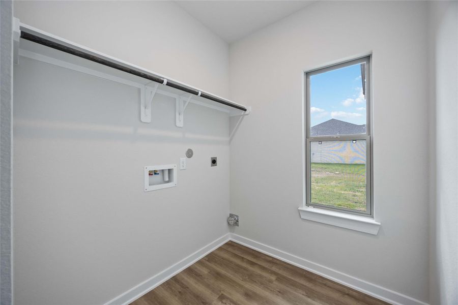 Spacious, unfurnished interior of a new home in Blue Heron Estates, Beasley (Image 16).