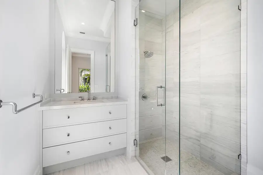 Image 36 of a home in .