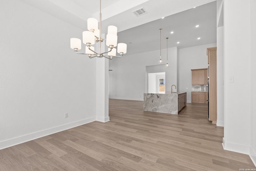 Spacious, unfurnished interior of a new home in Mayfair, New Braunfels (Image 34).