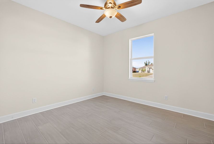 Representative unfurnished interior of a home built from the The Paradise Cove III by Sunlife Homes LLC in Cape Coral, Cape Coral (Image 23).