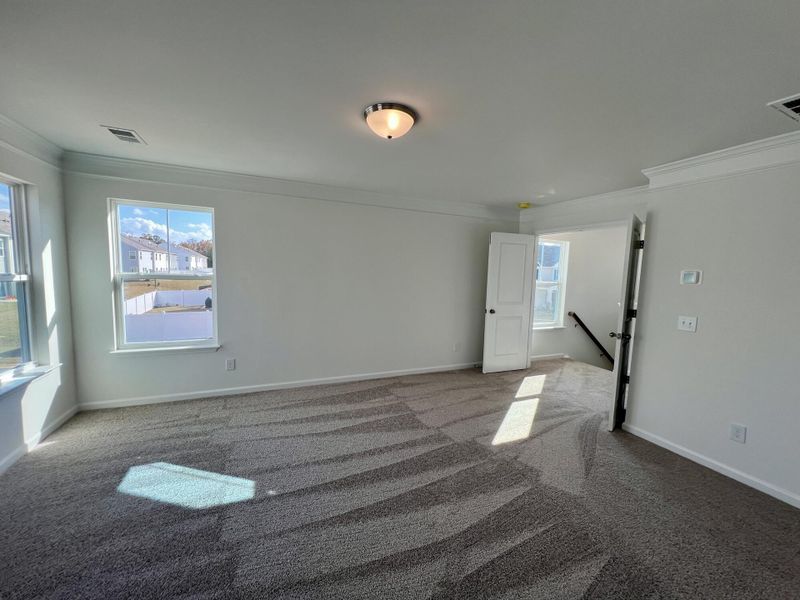 Spacious, unfurnished interior of a new home in Bellevue, Greenville (Image 14). Spacious, unfurnished interior of a new home in Bellevue, Greenville (Image 14).