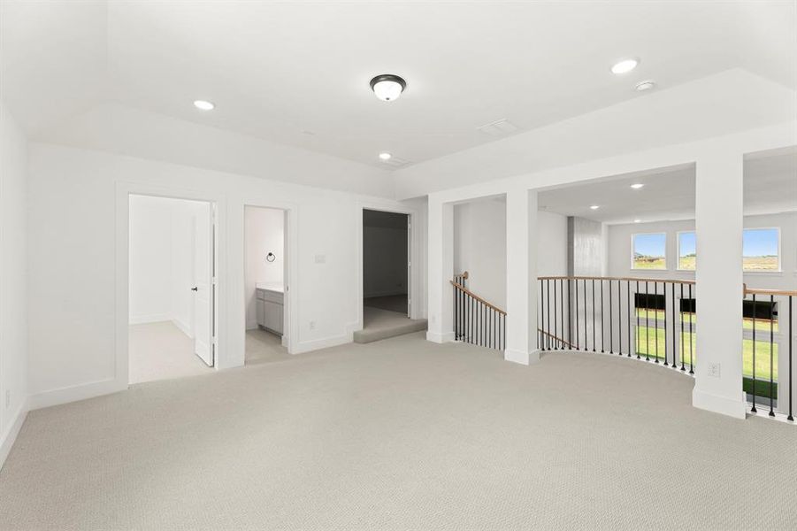 23. 5609 Aiken - Game (2) 23. 5609 Aiken - Game (2)